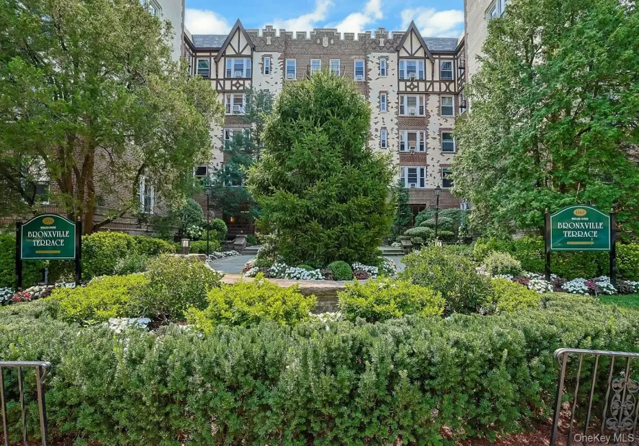 Classic Pre-War Architecture Surrounded by Lush Landscaping Classic Pre-War Architecture Surrounded by Lush Landscaping