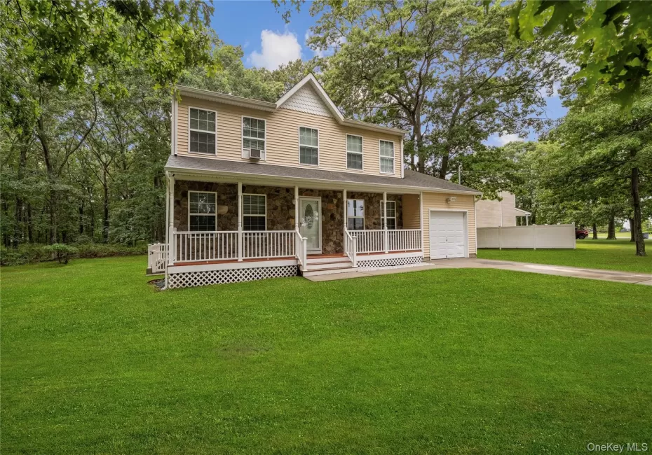 144 Dawn Drive, Brookhaven, NY, 3 Bedrooms Bedrooms, 8 Rooms Rooms,2 BathroomsBathrooms,Residential,For Rent,Dawn,0,1041291 144 Dawn Drive, Brookhaven, NY, 3 Bedrooms Bedrooms, 8 Rooms Rooms,2 BathroomsBathrooms,Residential,For Rent,Dawn,0,1041291