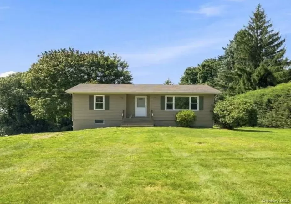 65 Fairmont Road, Carmel, NY, 2 Bedrooms Bedrooms, 5 Rooms Rooms,1 BathroomBathrooms,Residential,For Rent,Fairmont,0,860360 65 Fairmont Road, Carmel, NY, 2 Bedrooms Bedrooms, 5 Rooms Rooms,1 BathroomBathrooms,Residential,For Rent,Fairmont,0,860360