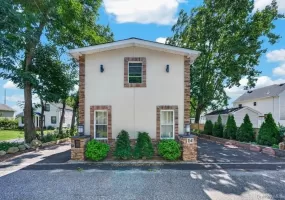 14 Electric Street, Brookhaven, NY, 4 Bedrooms Bedrooms, 8 Rooms Rooms,2 BathroomsBathrooms,Residential,For Rent,Electric,0,1042954 14 Electric Street, Brookhaven, NY, 4 Bedrooms Bedrooms, 8 Rooms Rooms,2 BathroomsBathrooms,Residential,For Rent,Electric,0,1042954