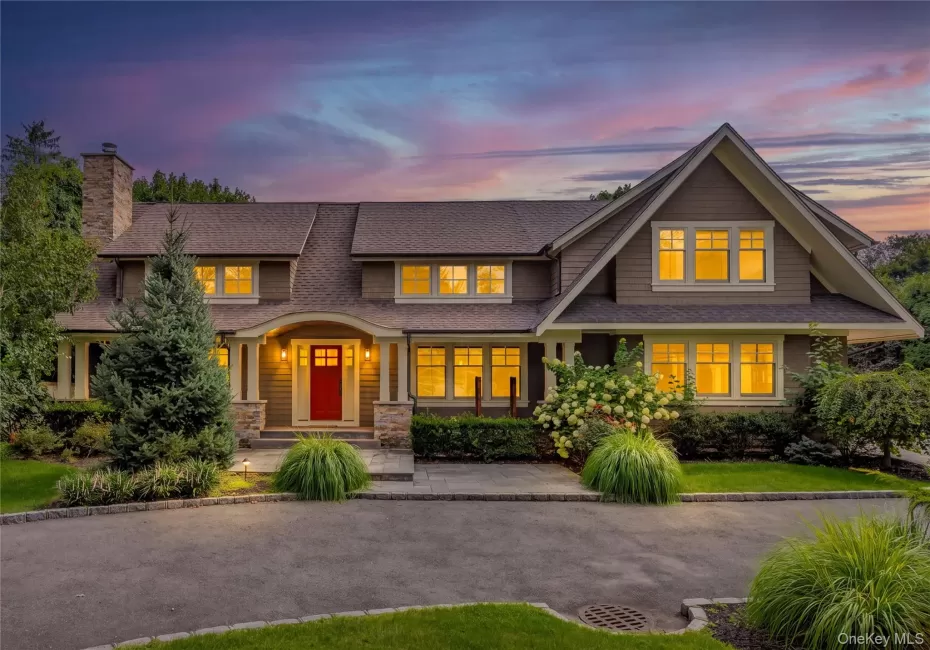 18 Green Meadow Lane, Huntington, NY, 5 Bedrooms Bedrooms, 9 Rooms Rooms,3 BathroomsBathrooms,Residential,For Rent,Green Meadow,0,1043143 18 Green Meadow Lane, Huntington, NY, 5 Bedrooms Bedrooms, 9 Rooms Rooms,3 BathroomsBathrooms,Residential,For Rent,Green Meadow,0,1043143