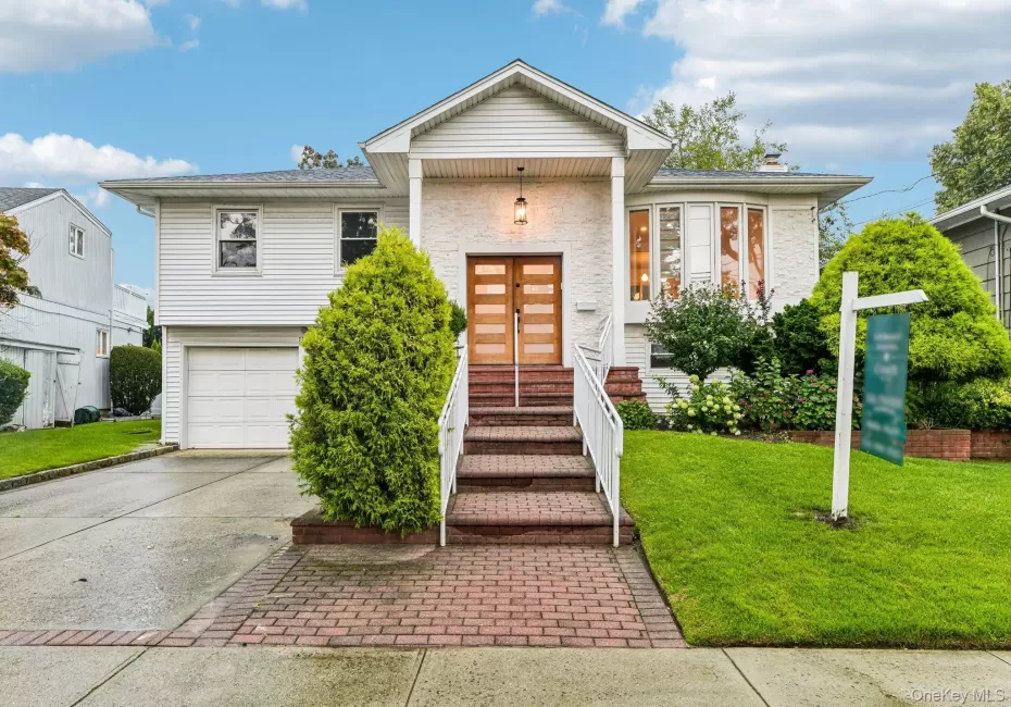 1114 Fordham Lane, Hempstead, NY, 4 Bedrooms Bedrooms, 8 Rooms Rooms,3 BathroomsBathrooms,Residential,For Rent,Fordham,0,1042792 1114 Fordham Lane, Hempstead, NY, 4 Bedrooms Bedrooms, 8 Rooms Rooms,3 BathroomsBathrooms,Residential,For Rent,Fordham,0,1042792