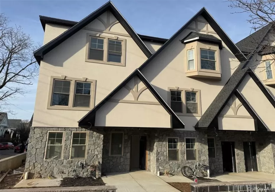 65 2nd Street, Mount Vernon, NY, 3 Bedrooms Bedrooms, 6 Rooms Rooms,4 BathroomsBathrooms,Residential,For Rent,2nd,0,1029018 65 2nd Street, Mount Vernon, NY, 3 Bedrooms Bedrooms, 6 Rooms Rooms,4 BathroomsBathrooms,Residential,For Rent,2nd,0,1029018