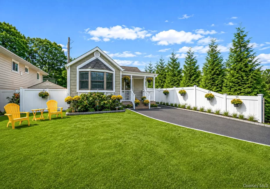 256 Deer Road, Islip, NY, 3 Bedrooms Bedrooms, 5 Rooms Rooms,1 BathroomBathrooms,Residential,For Rent,Deer,0,1042164 256 Deer Road, Islip, NY, 3 Bedrooms Bedrooms, 5 Rooms Rooms,1 BathroomBathrooms,Residential,For Rent,Deer,0,1042164