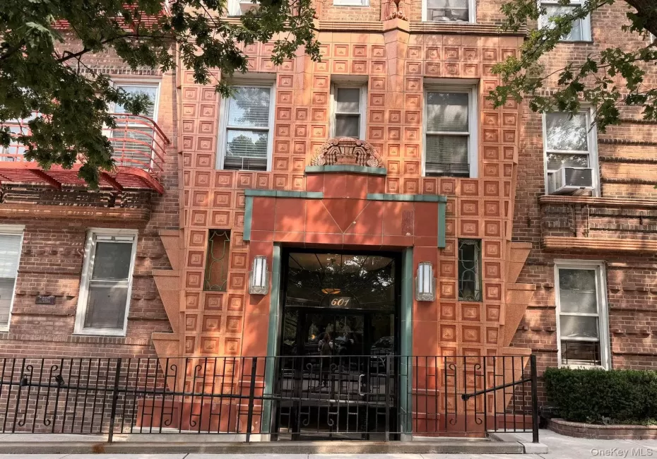 601 Pelham Parkway, New York, NY, 1 Bedroom Bedrooms, 3 Rooms Rooms,1 BathroomBathrooms,Residential,For Rent,Pelham,0,1043888 601 Pelham Parkway, New York, NY, 1 Bedroom Bedrooms, 3 Rooms Rooms,1 BathroomBathrooms,Residential,For Rent,Pelham,0,1043888