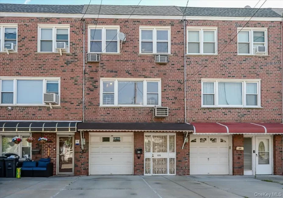 272 Brinsmade Avenue, New York, NY, 3 Bedrooms Bedrooms, 7 Rooms Rooms,2 BathroomsBathrooms,Residential,For Rent,Brinsmade,0,1043875 272 Brinsmade Avenue, New York, NY, 3 Bedrooms Bedrooms, 7 Rooms Rooms,2 BathroomsBathrooms,Residential,For Rent,Brinsmade,0,1043875