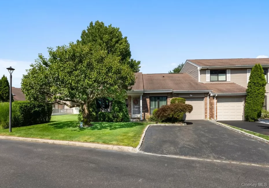 59 Pond Lane, Smithtown, NY, 2 Bedrooms Bedrooms, 7 Rooms Rooms,2 BathroomsBathrooms,Residential,For Rent,Pond,0,1042904 59 Pond Lane, Smithtown, NY, 2 Bedrooms Bedrooms, 7 Rooms Rooms,2 BathroomsBathrooms,Residential,For Rent,Pond,0,1042904