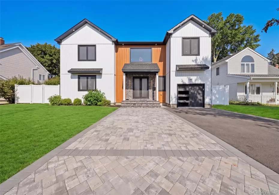 9 Vista Lane, Hempstead, NY, 5 Bedrooms Bedrooms, 9 Rooms Rooms,3 BathroomsBathrooms,Residential,For Rent,Vista,0,1043769 9 Vista Lane, Hempstead, NY, 5 Bedrooms Bedrooms, 9 Rooms Rooms,3 BathroomsBathrooms,Residential,For Rent,Vista,0,1043769