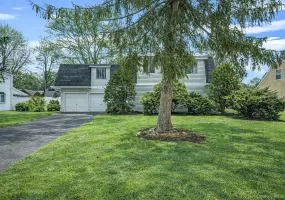 22 Meyer Lane, Brookhaven, NY, 6 Bedrooms Bedrooms, 12 Rooms Rooms,2 BathroomsBathrooms,Residential,For Rent,Meyer,0,1044007 22 Meyer Lane, Brookhaven, NY, 6 Bedrooms Bedrooms, 12 Rooms Rooms,2 BathroomsBathrooms,Residential,For Rent,Meyer,0,1044007