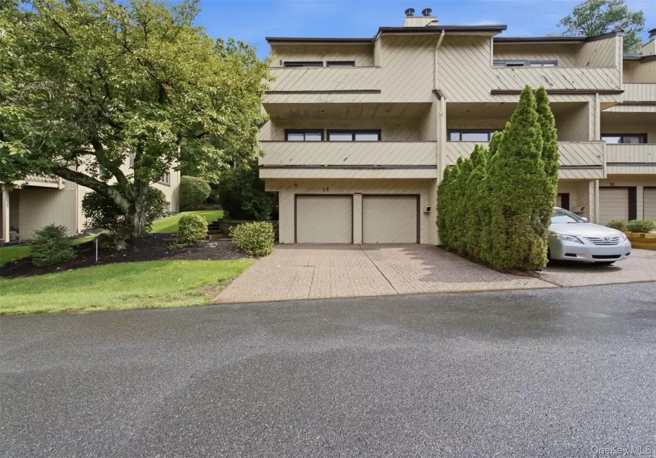 14 Dakota Court, Ramapo, NY, 3 Bedrooms Bedrooms, 7 Rooms Rooms,2 BathroomsBathrooms,Residential,For Rent,Dakota,0,1043969 14 Dakota Court, Ramapo, NY, 3 Bedrooms Bedrooms, 7 Rooms Rooms,2 BathroomsBathrooms,Residential,For Rent,Dakota,0,1043969