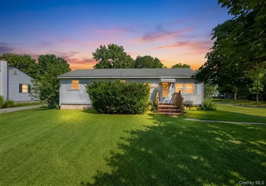 2600 Boisseau Avenue, Southold, NY, 3 Bedrooms Bedrooms, 8 Rooms Rooms,1 BathroomBathrooms,Residential,For Rent,Boisseau,0,1043112 2600 Boisseau Avenue, Southold, NY, 3 Bedrooms Bedrooms, 8 Rooms Rooms,1 BathroomBathrooms,Residential,For Rent,Boisseau,0,1043112