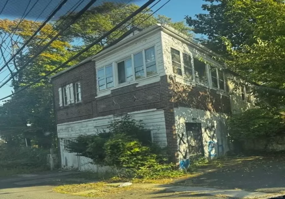 381 5th Avenue, New Rochelle, NY, 3 Bedrooms Bedrooms, 5 Rooms Rooms,3 BathroomsBathrooms,Residential,For Rent,5th,0,1044167 381 5th Avenue, New Rochelle, NY, 3 Bedrooms Bedrooms, 5 Rooms Rooms,3 BathroomsBathrooms,Residential,For Rent,5th,0,1044167