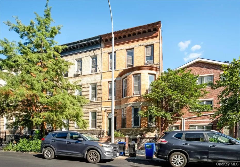 211 Kosciuszko Street, New York, NY, 3 Bedrooms Bedrooms, 4 Rooms Rooms,1 BathroomBathrooms,Residential Lease,For Rent,Kosciuszko,0,1043890 211 Kosciuszko Street, New York, NY, 3 Bedrooms Bedrooms, 4 Rooms Rooms,1 BathroomBathrooms,Residential Lease,For Rent,Kosciuszko,0,1043890
