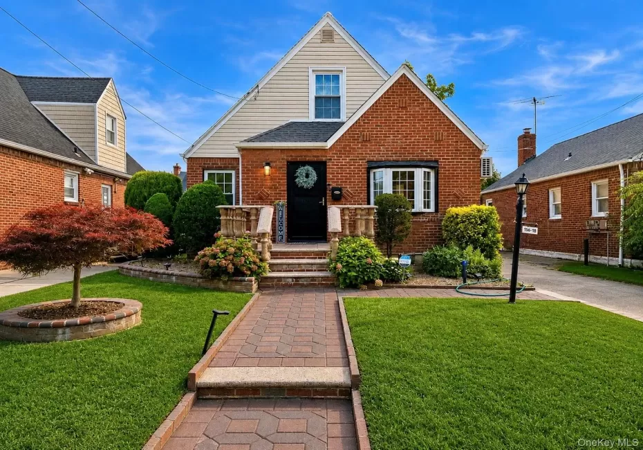 11418 238th Street, Hempstead, NY, 4 Bedrooms Bedrooms, 7 Rooms Rooms,3 BathroomsBathrooms,Residential,For Rent,238th,0,1040596 11418 238th Street, Hempstead, NY, 4 Bedrooms Bedrooms, 7 Rooms Rooms,3 BathroomsBathrooms,Residential,For Rent,238th,0,1040596