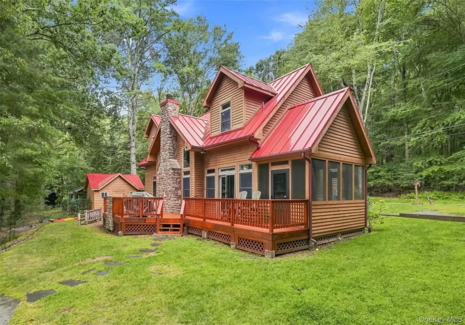 38 Devenoge Drive, Highland, NY, 4 Bedrooms Bedrooms, 6 Rooms Rooms,2 BathroomsBathrooms,Residential,For Rent,Devenoge,0,1040598 38 Devenoge Drive, Highland, NY, 4 Bedrooms Bedrooms, 6 Rooms Rooms,2 BathroomsBathrooms,Residential,For Rent,Devenoge,0,1040598