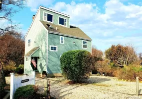 46 Captain Kidds Path, East Hampton, NY, 3 Bedrooms Bedrooms, 6 Rooms Rooms,1 BathroomBathrooms,Residential Lease,For Rent,Captain Kidds,0,1044226 46 Captain Kidds Path, East Hampton, NY, 3 Bedrooms Bedrooms, 6 Rooms Rooms,1 BathroomBathrooms,Residential Lease,For Rent,Captain Kidds,0,1044226