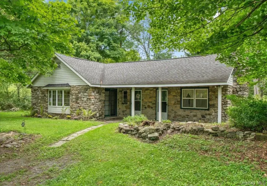 112 Onderdonk Road, Warwick (town), NY, 2 Bedrooms Bedrooms, 6 Rooms Rooms,1 BathroomBathrooms,Residential,For Rent,Onderdonk,0,1043508 112 Onderdonk Road, Warwick (town), NY, 2 Bedrooms Bedrooms, 6 Rooms Rooms,1 BathroomBathrooms,Residential,For Rent,Onderdonk,0,1043508