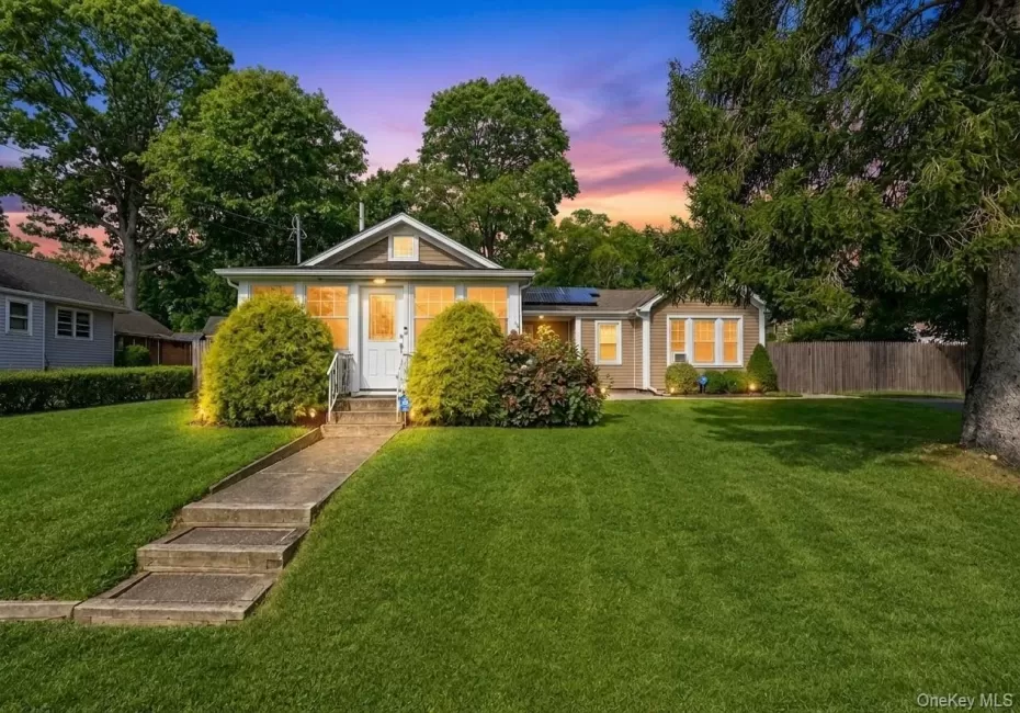 30 Pansy Road, Brookhaven, NY, 3 Bedrooms Bedrooms, 5 Rooms Rooms,2 BathroomsBathrooms,Residential,For Rent,Pansy,0,1042805 30 Pansy Road, Brookhaven, NY, 3 Bedrooms Bedrooms, 5 Rooms Rooms,2 BathroomsBathrooms,Residential,For Rent,Pansy,0,1042805
