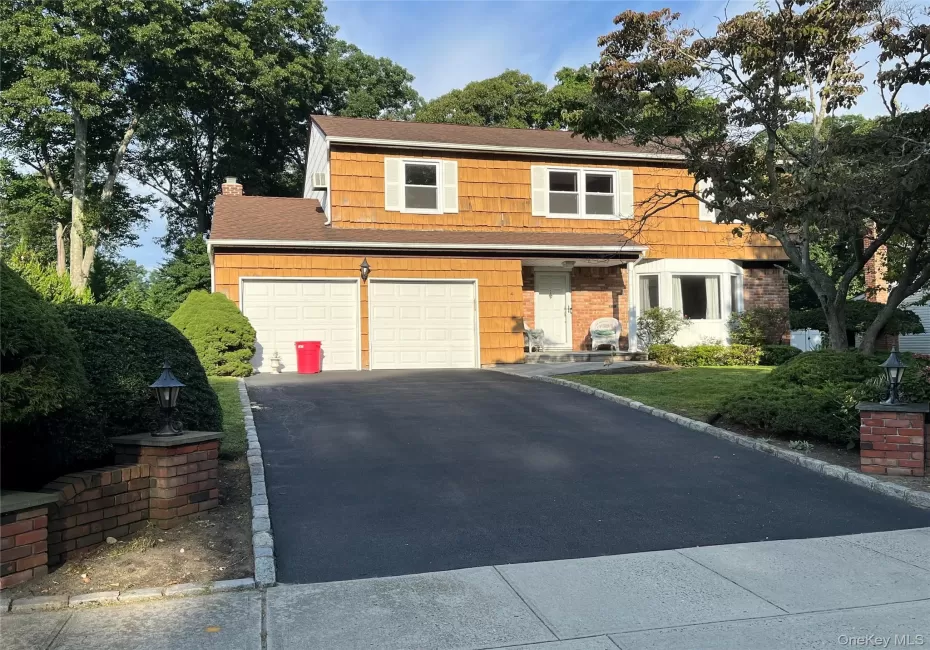 14 Format Lane, Smithtown, NY, 4 Bedrooms Bedrooms, 8 Rooms Rooms,2 BathroomsBathrooms,Residential,For Rent,Format,0,1044068 14 Format Lane, Smithtown, NY, 4 Bedrooms Bedrooms, 8 Rooms Rooms,2 BathroomsBathrooms,Residential,For Rent,Format,0,1044068