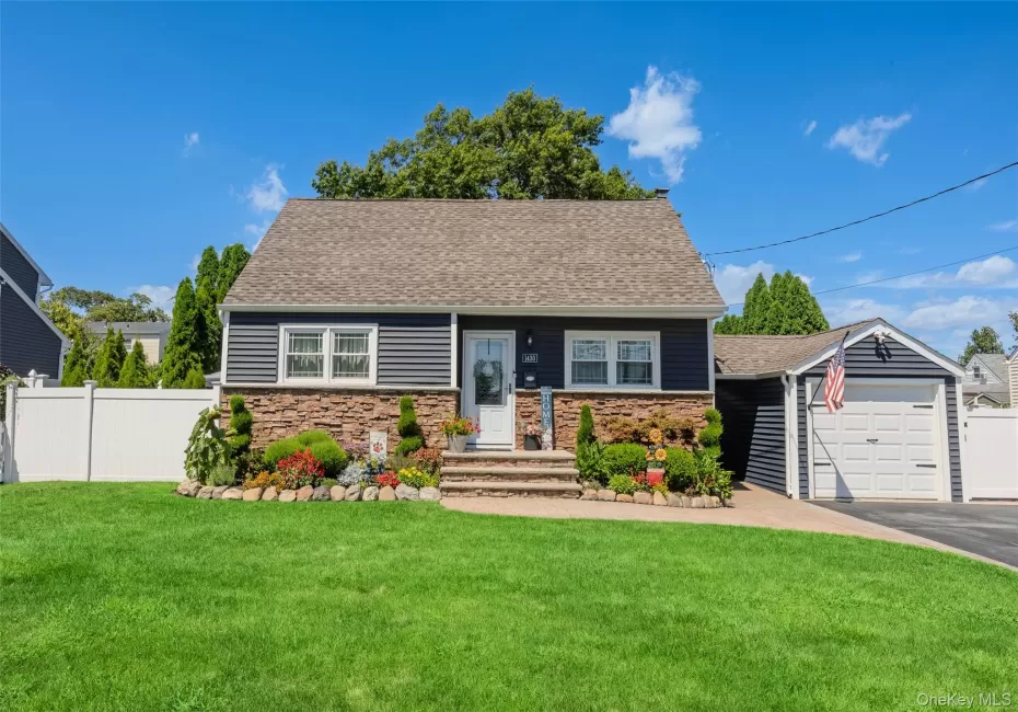 1430 12th Street, West Babylon, NY, 3 Bedrooms Bedrooms, 7 Rooms Rooms,2 BathroomsBathrooms,Residential,For Rent,12th,0,1043694 1430 12th Street, West Babylon, NY, 3 Bedrooms Bedrooms, 7 Rooms Rooms,2 BathroomsBathrooms,Residential,For Rent,12th,0,1043694