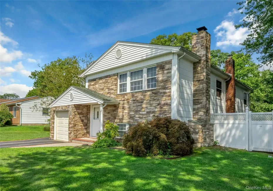 15 Greenbrier Lane, Islip, NY, 4 Bedrooms Bedrooms, 10 Rooms Rooms,2 BathroomsBathrooms,Residential,For Rent,Greenbrier,0,1024423 15 Greenbrier Lane, Islip, NY, 4 Bedrooms Bedrooms, 10 Rooms Rooms,2 BathroomsBathrooms,Residential,For Rent,Greenbrier,0,1024423