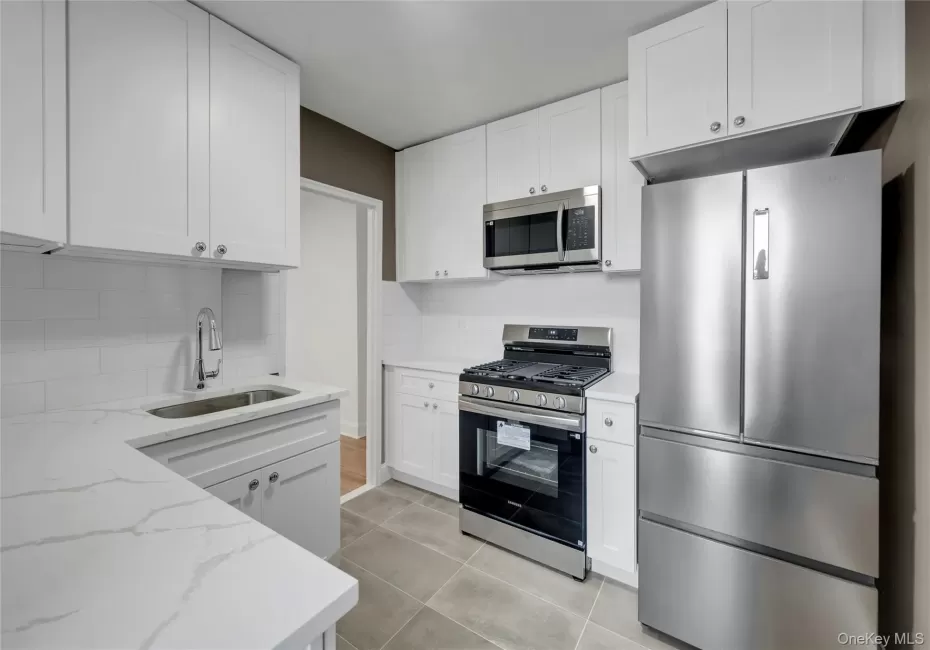 5650 Netherland Avenue, New York, NY, 1 Bedroom Bedrooms, 3 Rooms Rooms,1 BathroomBathrooms,Residential,For Rent,Netherland,0,1044363 5650 Netherland Avenue, New York, NY, 1 Bedroom Bedrooms, 3 Rooms Rooms,1 BathroomBathrooms,Residential,For Rent,Netherland,0,1044363