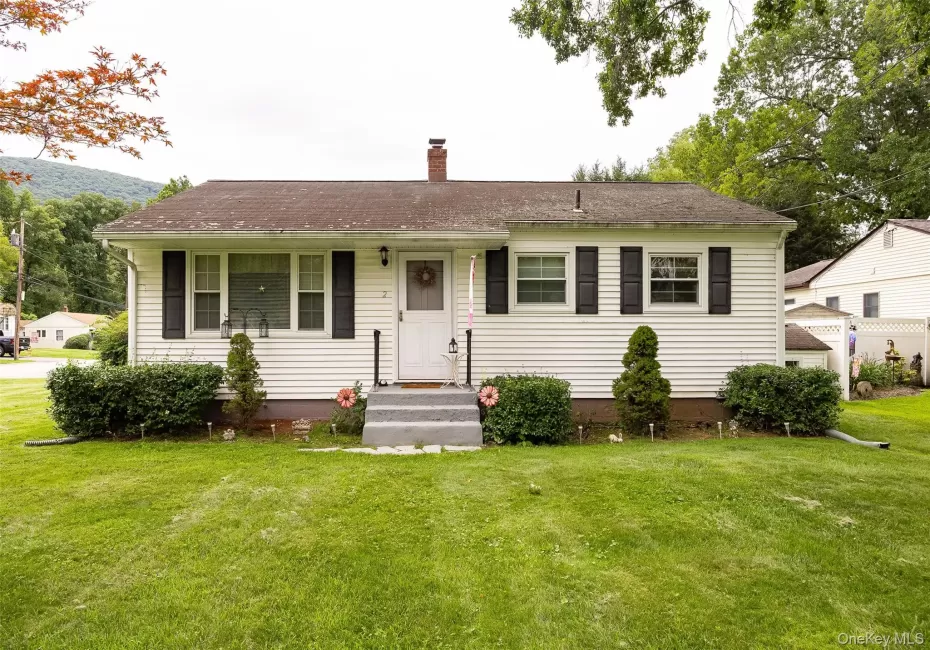 2 Park Lane, Beacon, NY, 3 Bedrooms Bedrooms, 7 Rooms Rooms,1 BathroomBathrooms,Residential,For Rent,Park,0,1044196 2 Park Lane, Beacon, NY, 3 Bedrooms Bedrooms, 7 Rooms Rooms,1 BathroomBathrooms,Residential,For Rent,Park,0,1044196