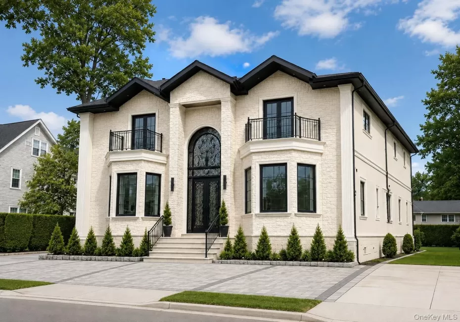 48 Brook Road, Hempstead, NY, 5 Bedrooms Bedrooms, 15 Rooms Rooms,7 BathroomsBathrooms,Residential,For Rent,Brook,0,1044495 48 Brook Road, Hempstead, NY, 5 Bedrooms Bedrooms, 15 Rooms Rooms,7 BathroomsBathrooms,Residential,For Rent,Brook,0,1044495