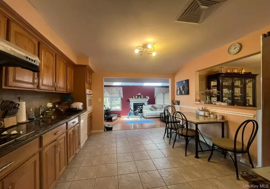 64 Todd Court, Huntington, NY, 5 Bedrooms Bedrooms, 9 Rooms Rooms,2 BathroomsBathrooms,Residential Lease,For Rent,Todd,0,1044466 64 Todd Court, Huntington, NY, 5 Bedrooms Bedrooms, 9 Rooms Rooms,2 BathroomsBathrooms,Residential Lease,For Rent,Todd,0,1044466