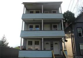 188 Hamilton Street, Poughkeepsie, NY, 3 Bedrooms Bedrooms, 4 Rooms Rooms,1 BathroomBathrooms,Residential Lease,For Rent,Hamilton,0,1044437 188 Hamilton Street, Poughkeepsie, NY, 3 Bedrooms Bedrooms, 4 Rooms Rooms,1 BathroomBathrooms,Residential Lease,For Rent,Hamilton,0,1044437