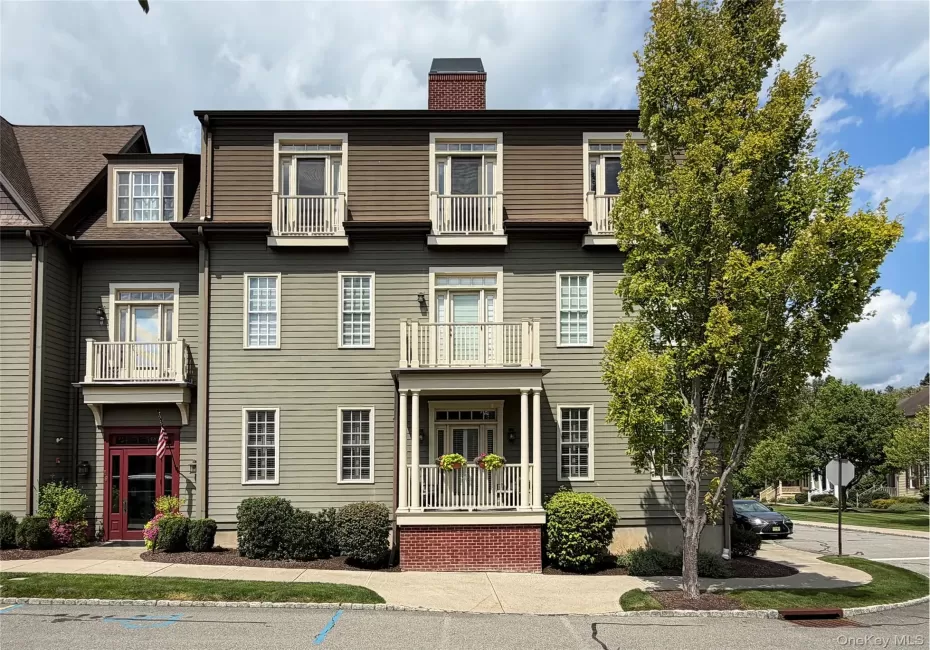 19 Cropsey Street, Warwick (town), NY, 2 Bedrooms Bedrooms, 8 Rooms Rooms,2 BathroomsBathrooms,Residential Lease,For Rent,Cropsey,0,1043628 19 Cropsey Street, Warwick (town), NY, 2 Bedrooms Bedrooms, 8 Rooms Rooms,2 BathroomsBathrooms,Residential Lease,For Rent,Cropsey,0,1043628
