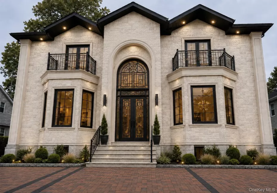 101 Forest Road, Hempstead, NY, 5 Bedrooms Bedrooms, 15 Rooms Rooms,7 BathroomsBathrooms,Residential,For Rent,Forest,0,1044435 101 Forest Road, Hempstead, NY, 5 Bedrooms Bedrooms, 15 Rooms Rooms,7 BathroomsBathrooms,Residential,For Rent,Forest,0,1044435