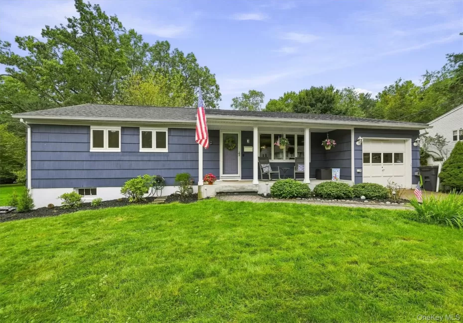 3 Richard Drive, Clarkstown, NY, 3 Bedrooms Bedrooms, 9 Rooms Rooms,1 BathroomBathrooms,Residential,For Rent,Richard,0,1044144 3 Richard Drive, Clarkstown, NY, 3 Bedrooms Bedrooms, 9 Rooms Rooms,1 BathroomBathrooms,Residential,For Rent,Richard,0,1044144