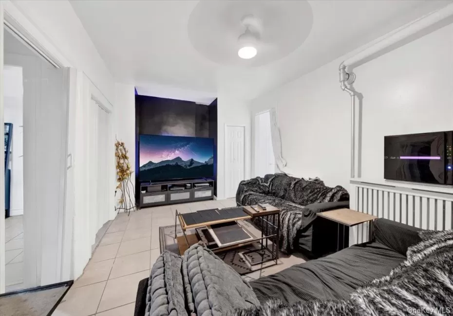 1972 Lafontaine Ave, New York, NY, 3 Bedrooms Bedrooms, 6 Rooms Rooms,2 BathroomsBathrooms,Residential,For Rent,Lafontaine Ave,0,1041639 1972 Lafontaine Ave, New York, NY, 3 Bedrooms Bedrooms, 6 Rooms Rooms,2 BathroomsBathrooms,Residential,For Rent,Lafontaine Ave,0,1041639