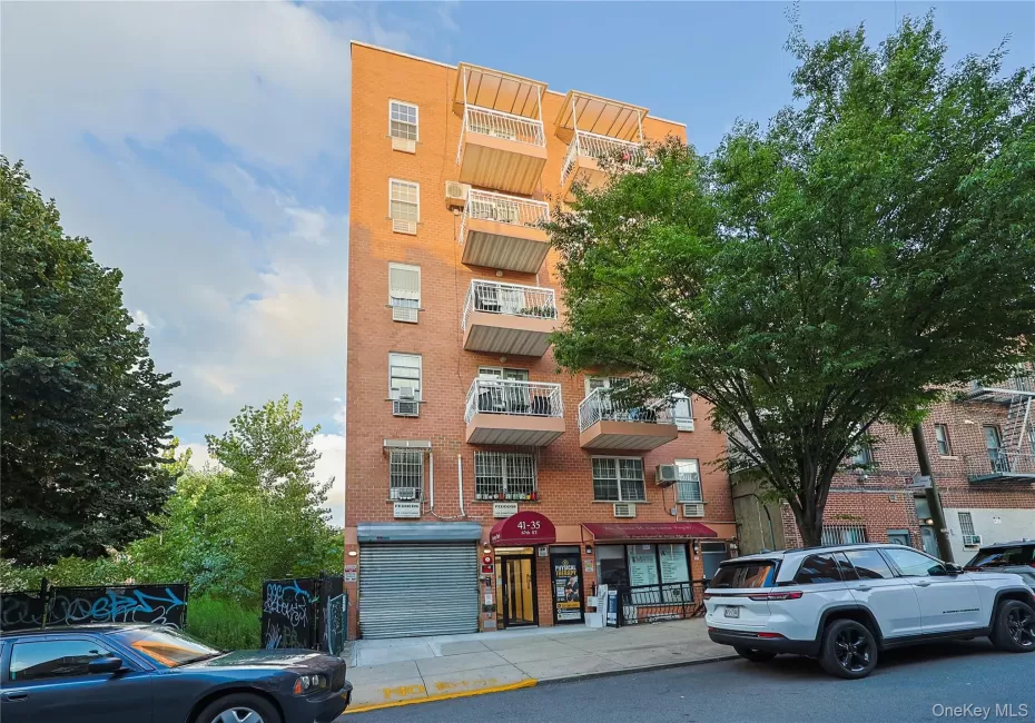 41-35 67th Street, New York, NY, 2 Bedrooms Bedrooms, 4 Rooms Rooms,2 BathroomsBathrooms,Residential,For Rent,67th,0,1044391 41-35 67th Street, New York, NY, 2 Bedrooms Bedrooms, 4 Rooms Rooms,2 BathroomsBathrooms,Residential,For Rent,67th,0,1044391