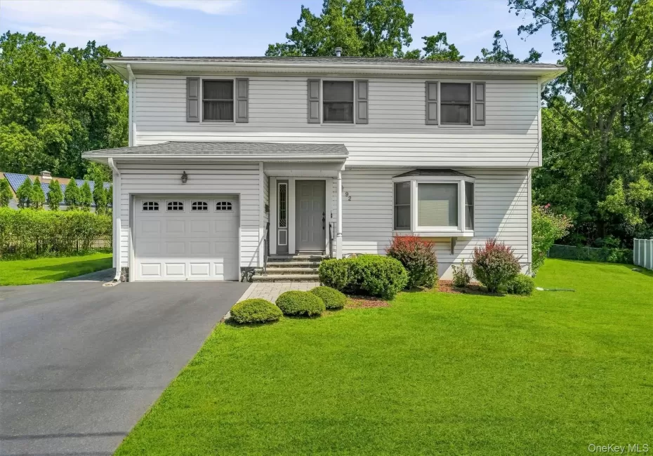 92 Edgewood Drive, Orangetown, NY, 4 Bedrooms Bedrooms, 9 Rooms Rooms,2 BathroomsBathrooms,Residential,For Rent,Edgewood,0,1041913 92 Edgewood Drive, Orangetown, NY, 4 Bedrooms Bedrooms, 9 Rooms Rooms,2 BathroomsBathrooms,Residential,For Rent,Edgewood,0,1041913