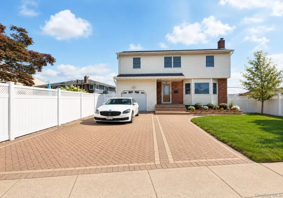 1745 Bellmore Avenue, Hempstead, NY, 4 Bedrooms Bedrooms, 7 Rooms Rooms,3 BathroomsBathrooms,Residential,For Rent,Bellmore,0,1044497 1745 Bellmore Avenue, Hempstead, NY, 4 Bedrooms Bedrooms, 7 Rooms Rooms,3 BathroomsBathrooms,Residential,For Rent,Bellmore,0,1044497