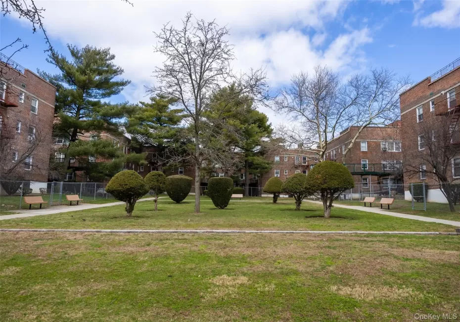 69-12 140th Street, New York, NY, 1 Bedroom Bedrooms, 5 Rooms Rooms,1 BathroomBathrooms,Residential,For Rent,140th,0,1044527 69-12 140th Street, New York, NY, 1 Bedroom Bedrooms, 5 Rooms Rooms,1 BathroomBathrooms,Residential,For Rent,140th,0,1044527