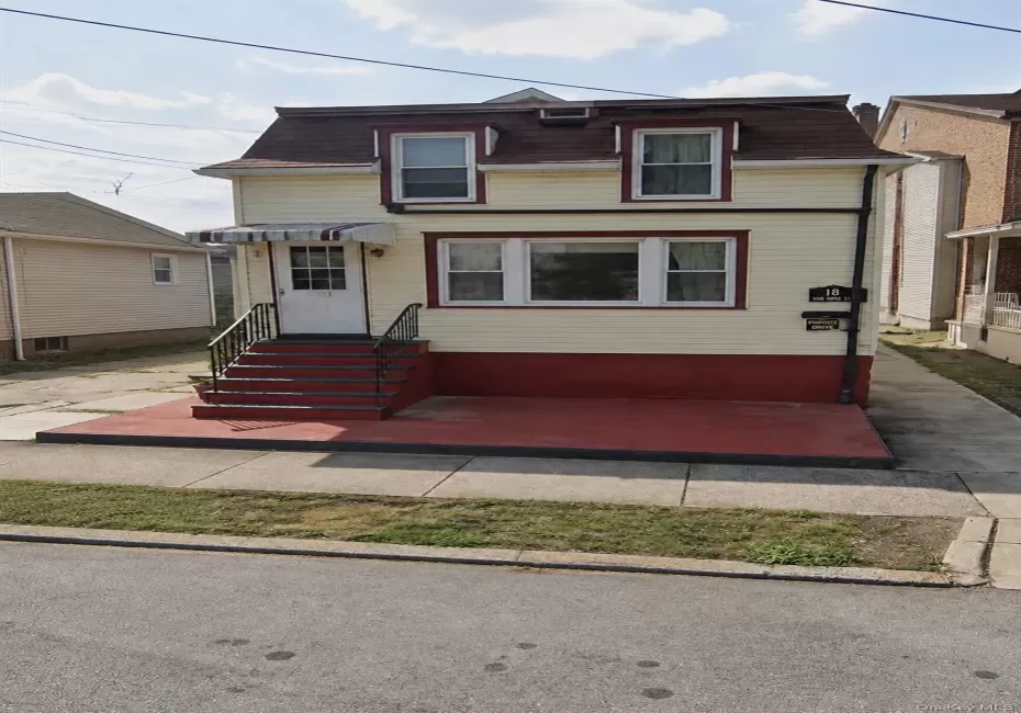 18 Van Riper Street, New York, NY, 3 Bedrooms Bedrooms, 5 Rooms Rooms,1 BathroomBathrooms,Residential,For Rent,Van Riper,0,1044567 18 Van Riper Street, New York, NY, 3 Bedrooms Bedrooms, 5 Rooms Rooms,1 BathroomBathrooms,Residential,For Rent,Van Riper,0,1044567