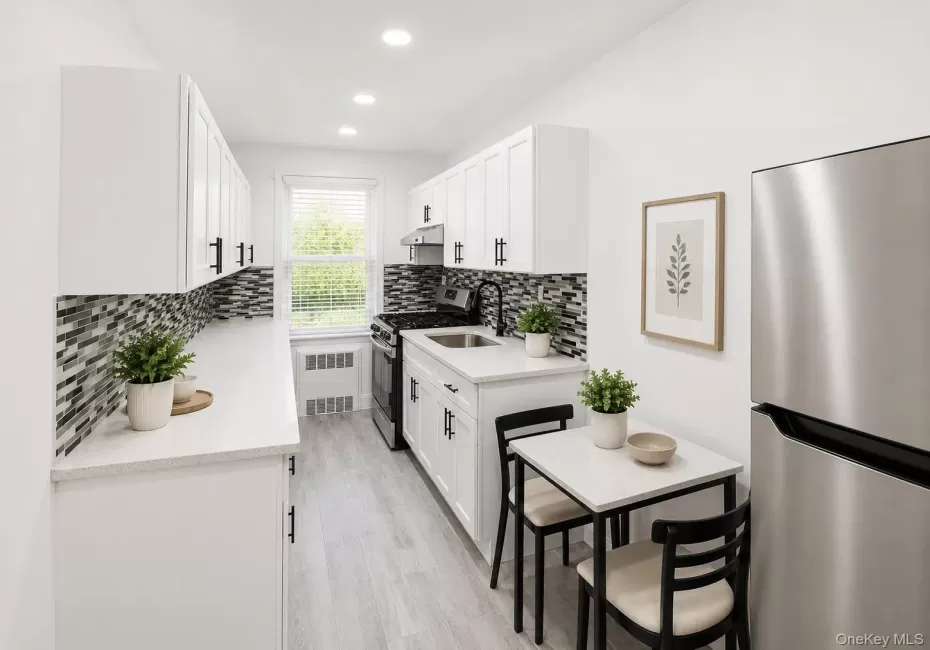 88-10 34 Avenue, New York, NY, 2 Bedrooms Bedrooms, 4 Rooms Rooms,1 BathroomBathrooms,Residential Lease,For Rent,34,0,1044543 88-10 34 Avenue, New York, NY, 2 Bedrooms Bedrooms, 4 Rooms Rooms,1 BathroomBathrooms,Residential Lease,For Rent,34,0,1044543