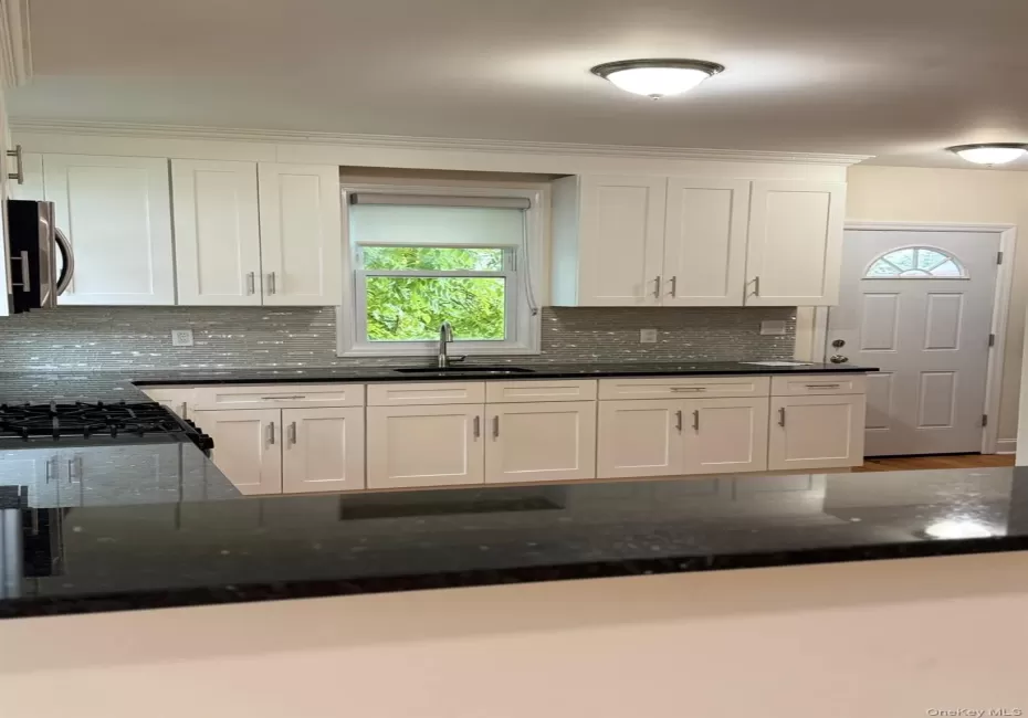 16 Park Avenue, White Plains, NY, 3 Bedrooms Bedrooms, 8 Rooms Rooms,2 BathroomsBathrooms,Residential Lease,For Rent,Park,0,1044088 16 Park Avenue, White Plains, NY, 3 Bedrooms Bedrooms, 8 Rooms Rooms,2 BathroomsBathrooms,Residential Lease,For Rent,Park,0,1044088