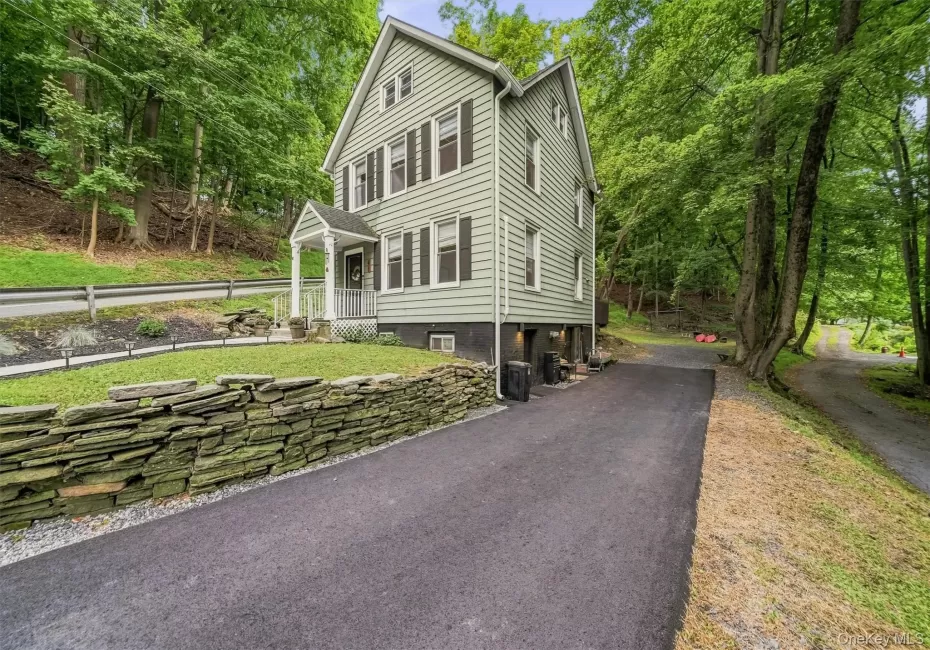 41 Wood Avenue, Cornwall, NY, 3 Bedrooms Bedrooms, 6 Rooms Rooms,1 BathroomBathrooms,Residential,For Rent,Wood,0,1040015 41 Wood Avenue, Cornwall, NY, 3 Bedrooms Bedrooms, 6 Rooms Rooms,1 BathroomBathrooms,Residential,For Rent,Wood,0,1040015
