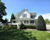 305 Edwards Avenue, Riverhead, NY, 3 Bedrooms Bedrooms, 8 Rooms Rooms,2 BathroomsBathrooms,Residential Lease,For Rent,Edwards,0,1044238 305 Edwards Avenue, Riverhead, NY, 3 Bedrooms Bedrooms, 8 Rooms Rooms,2 BathroomsBathrooms,Residential Lease,For Rent,Edwards,0,1044238