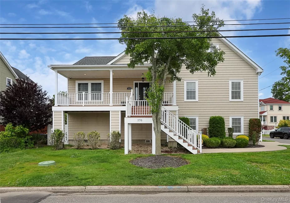 370 Rider Avenue, Brookhaven, NY, 3 Bedrooms Bedrooms, 8 Rooms Rooms,2 BathroomsBathrooms,Residential,For Rent,Rider,0,1012587 370 Rider Avenue, Brookhaven, NY, 3 Bedrooms Bedrooms, 8 Rooms Rooms,2 BathroomsBathrooms,Residential,For Rent,Rider,0,1012587