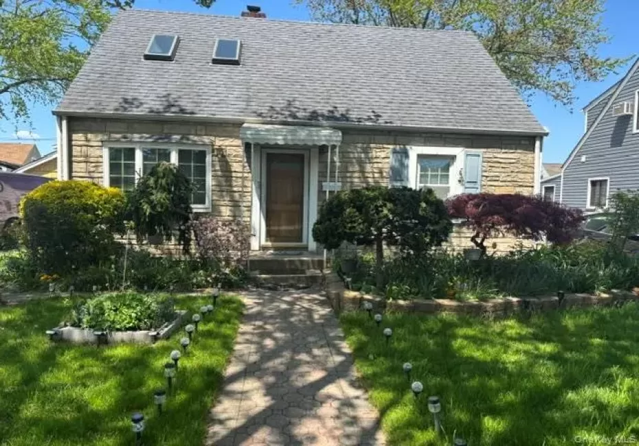 75 Peninsula Boulevard, Hempstead, NY, 3 Bedrooms Bedrooms, 7 Rooms Rooms,2 BathroomsBathrooms,Residential,For Rent,Peninsula,0,1009032 75 Peninsula Boulevard, Hempstead, NY, 3 Bedrooms Bedrooms, 7 Rooms Rooms,2 BathroomsBathrooms,Residential,For Rent,Peninsula,0,1009032
