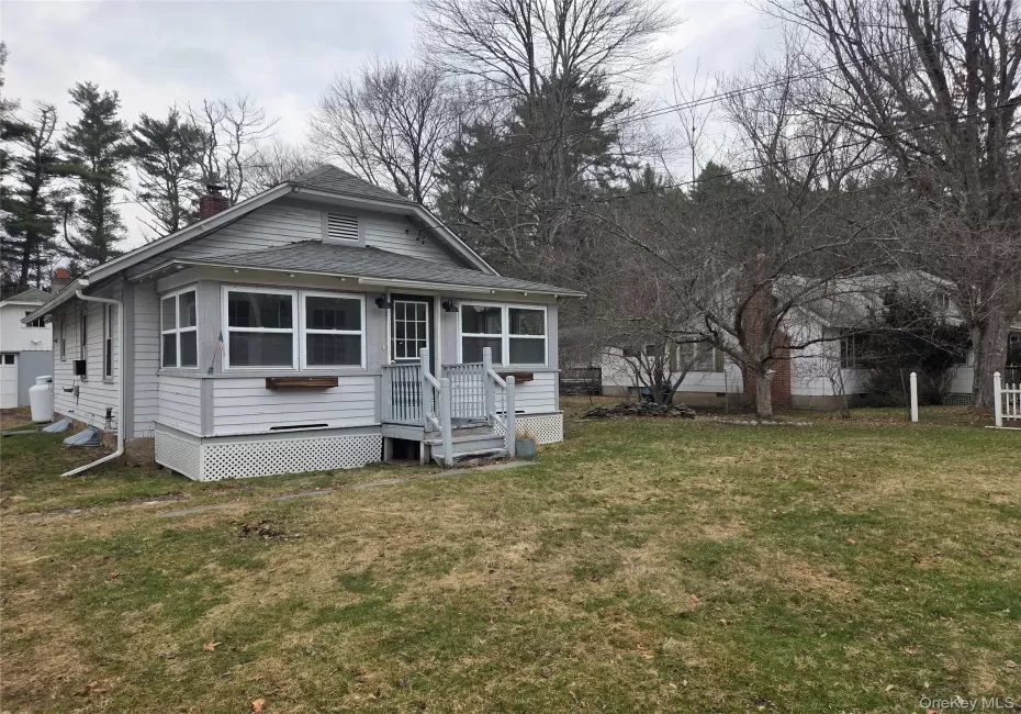 609 State Route 55, Highland, NY, 2 Bedrooms Bedrooms, 5 Rooms Rooms,1 BathroomBathrooms,Residential,For Rent,State Route 55,0,974964 609 State Route 55, Highland, NY, 2 Bedrooms Bedrooms, 5 Rooms Rooms,1 BathroomBathrooms,Residential,For Rent,State Route 55,0,974964