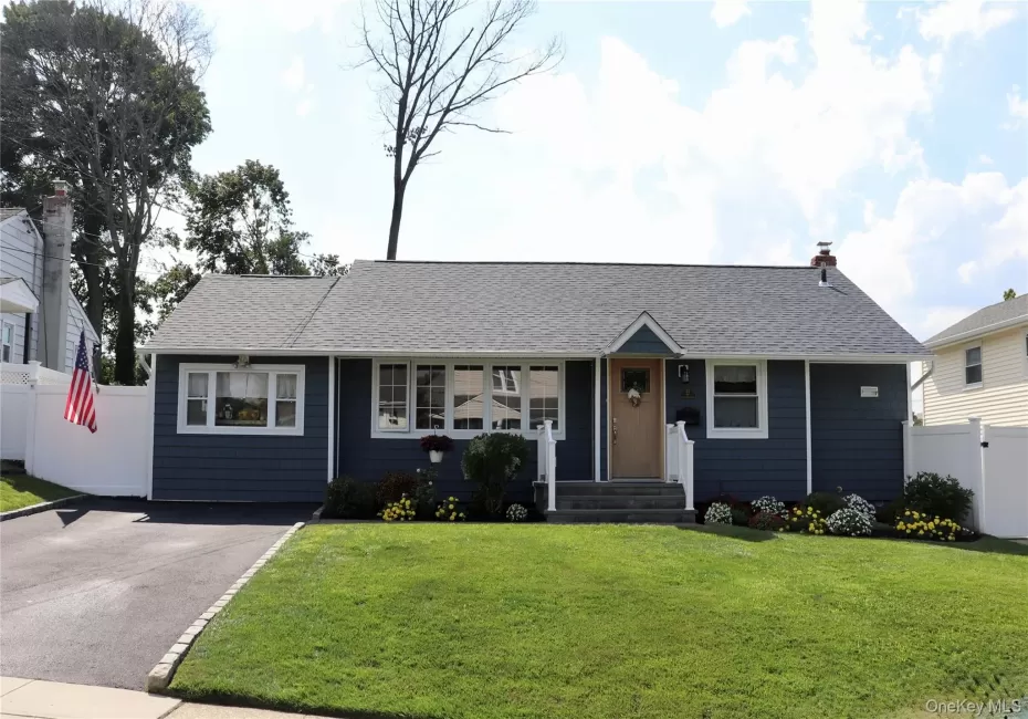 31 Prestwick Terrace, Glen Cove, NY, 3 Bedrooms Bedrooms, 6 Rooms Rooms,1 BathroomBathrooms,Residential,For Rent,Prestwick,0,1043084 31 Prestwick Terrace, Glen Cove, NY, 3 Bedrooms Bedrooms, 6 Rooms Rooms,1 BathroomBathrooms,Residential,For Rent,Prestwick,0,1043084