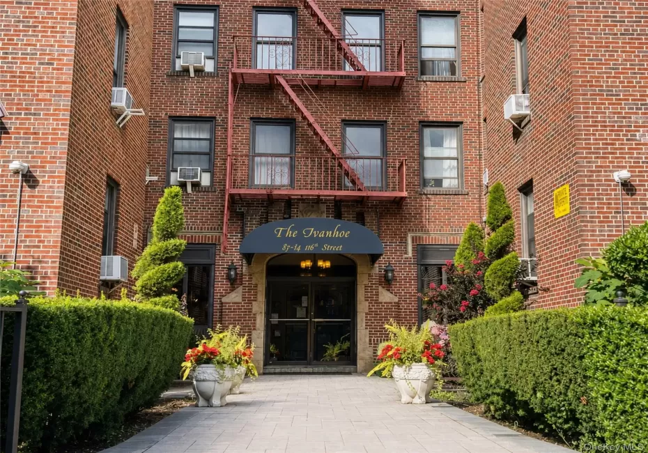83-84 116 Street, New York, NY, 2 Bedrooms Bedrooms, 4 Rooms Rooms,1 BathroomBathrooms,Residential,For Rent,116,0,1043042 83-84 116 Street, New York, NY, 2 Bedrooms Bedrooms, 4 Rooms Rooms,1 BathroomBathrooms,Residential,For Rent,116,0,1043042