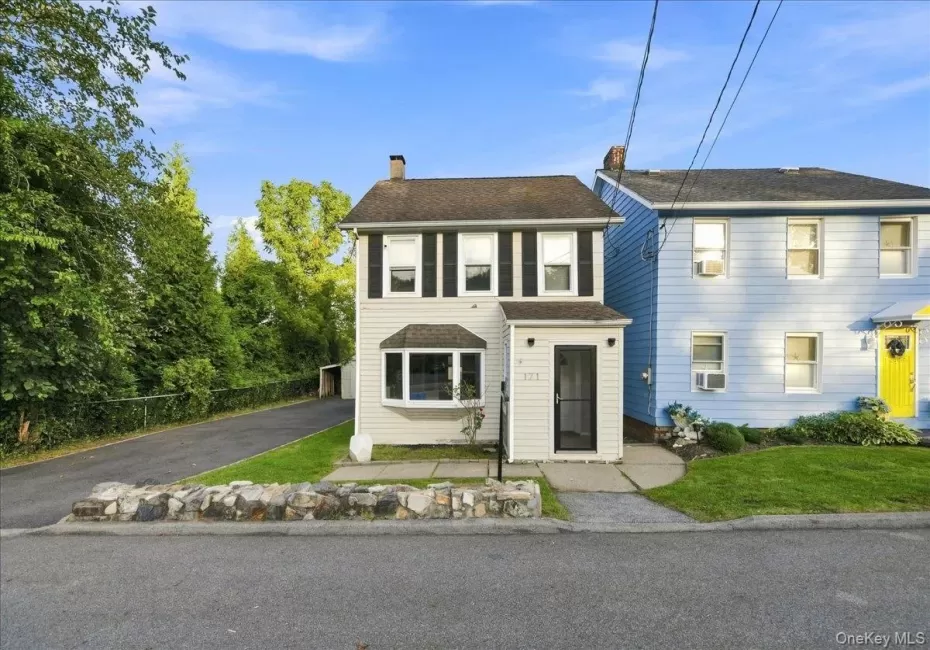 171 Westchester Avenue, Cortlandt, NY, 2 Bedrooms Bedrooms, 7 Rooms Rooms,1 BathroomBathrooms,Residential,For Rent,Westchester,0,1042710 171 Westchester Avenue, Cortlandt, NY, 2 Bedrooms Bedrooms, 7 Rooms Rooms,1 BathroomBathrooms,Residential,For Rent,Westchester,0,1042710