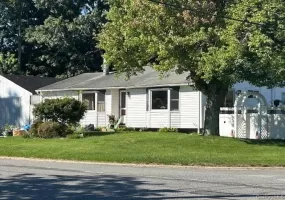 8 Durst Drive, Brookhaven, NY, 3 Bedrooms Bedrooms, 6 Rooms Rooms,1 BathroomBathrooms,Residential,For Rent,Durst,0,1044801 8 Durst Drive, Brookhaven, NY, 3 Bedrooms Bedrooms, 6 Rooms Rooms,1 BathroomBathrooms,Residential,For Rent,Durst,0,1044801